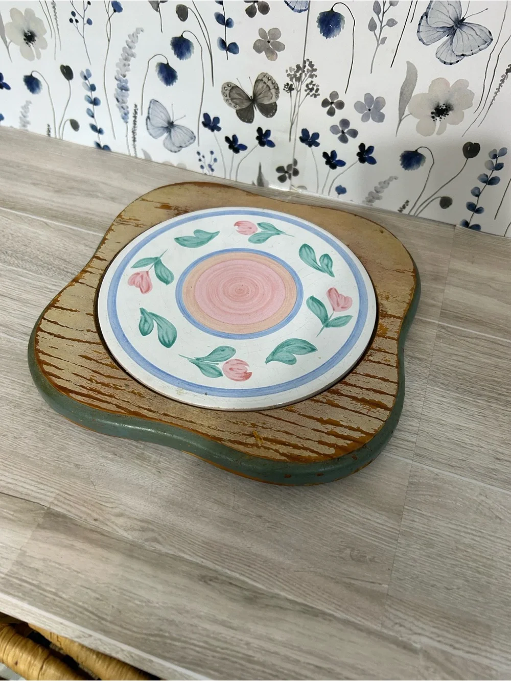 Vintage Goodwood Floral Ceramic Tile Trivet Wood Tulip Hot Plate